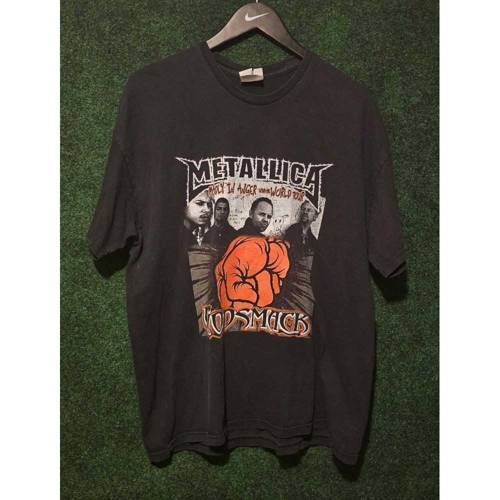 Vintage Metallica shirt